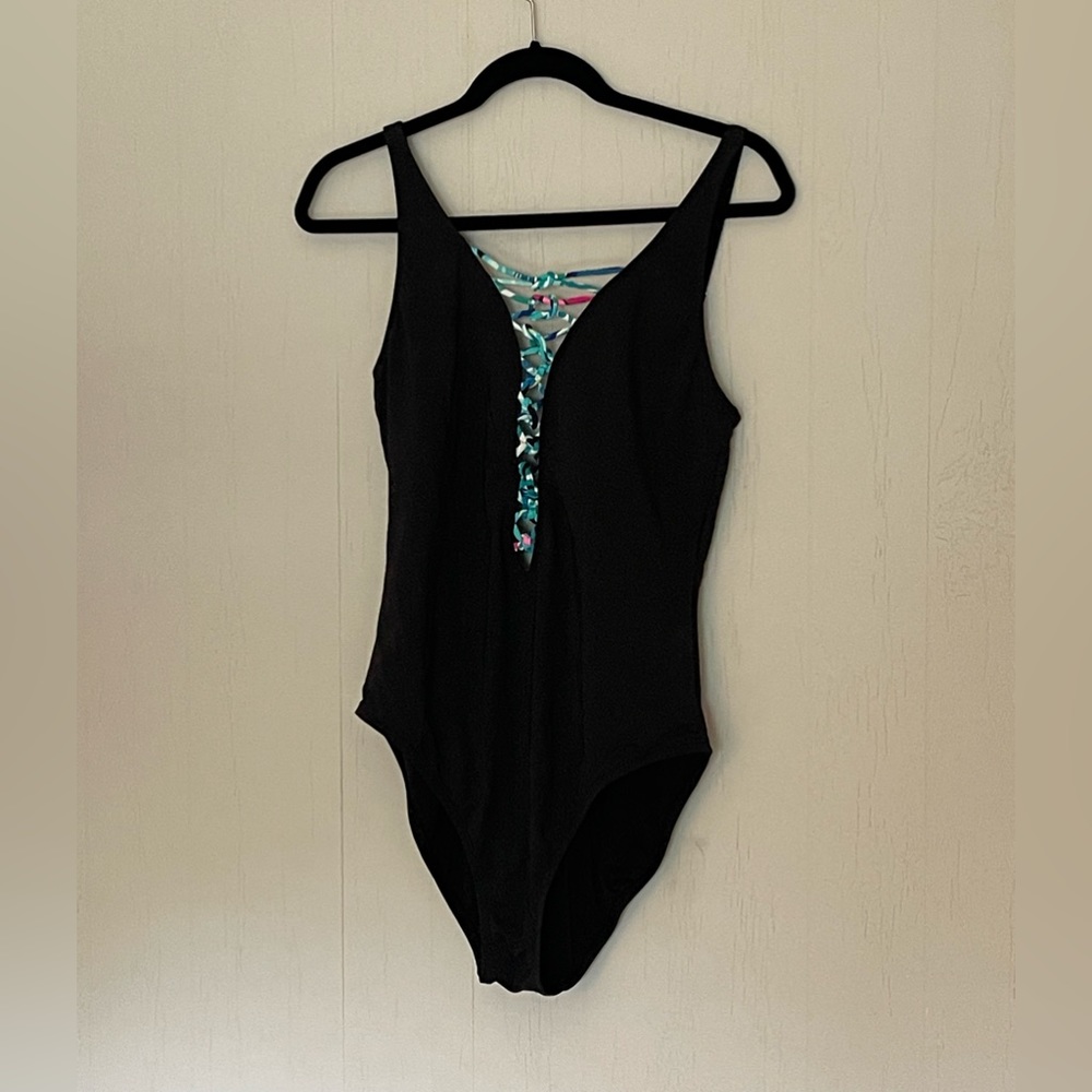 Lilly Pulitzer One piece swim suit size 12